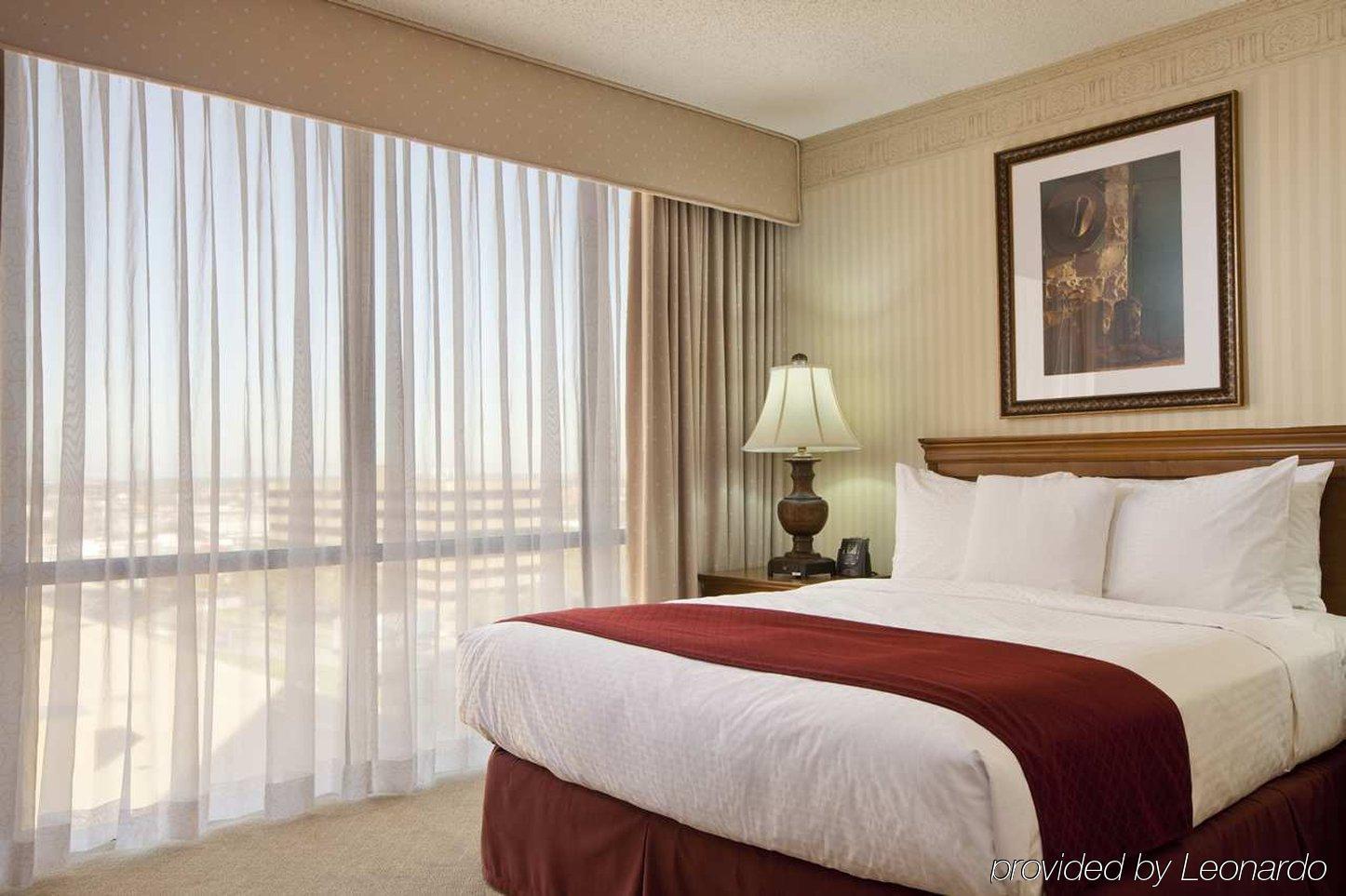 Doubletree By Hilton Hotel Dallas Campbell Centre Bilik gambar